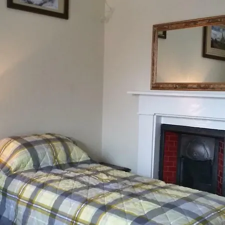 The Forum Mountmellick - Tourist Hostel ホステル *